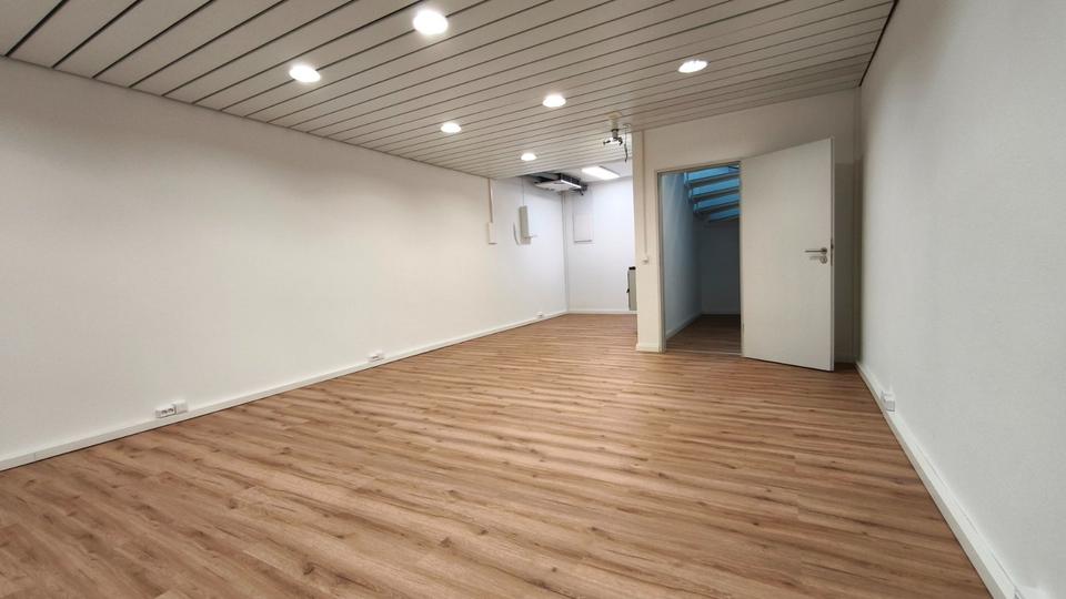 Gewerbeobjekt Schwalbach am Taunus - 1.690&euro; | Angebot:25369598