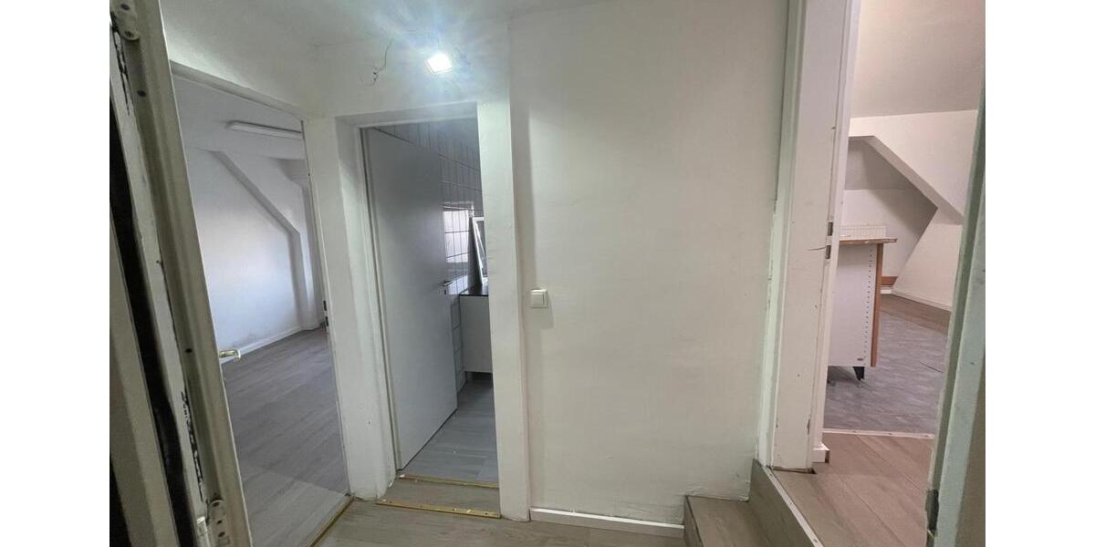 Dachgeschoßwohnung Mühlheim am Main - 3 Zimmer, 65 m&sup2;, 790&euro; | Angebot:25406596