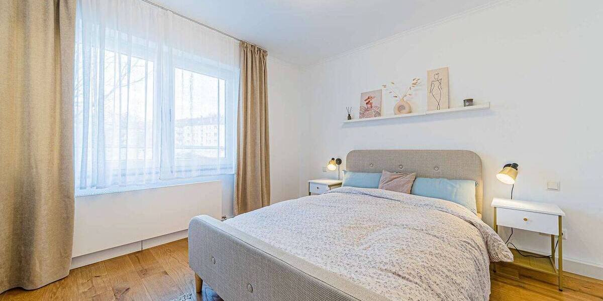 Etagenwohnung Frankfurt am Main Ostend - 3 Zimmer, 61 m&sup2;, 2.150&euro; | Angebot:26064214