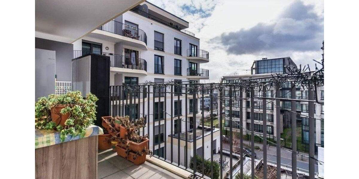 Etagenwohnung Frankfurt Gallus - 3 Zimmer, 96 m&sup2;, 719.000&euro; | Angebot:25686480