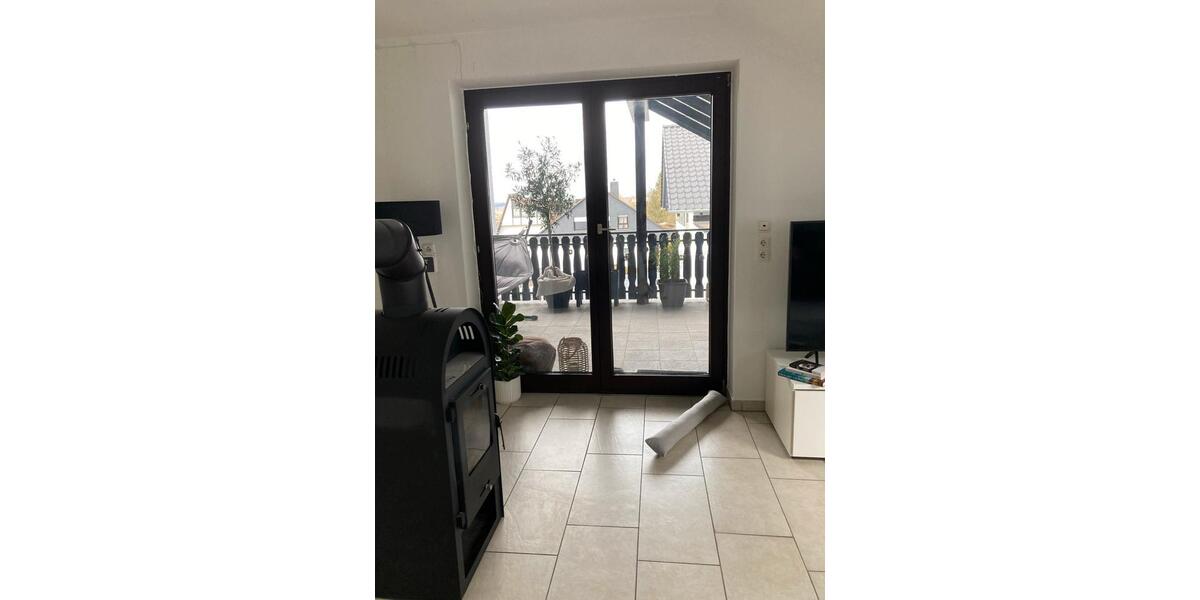 Dachgeschoßwohnung Gründau - 3 Zimmer, 98 m&sup2;, 980&euro; | Angebot:25449493