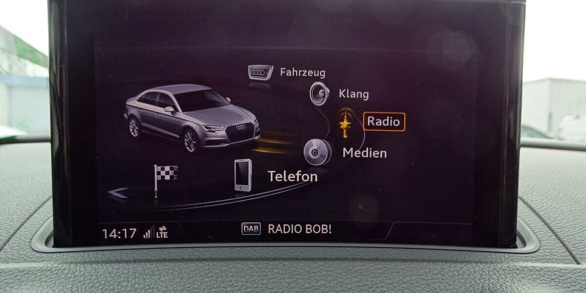 Audi A3 35 2,0l TDI S-Line Paket, Navi, Klimaauto., PDC 123.848 km 14.990 &euro; Rodgau 63110