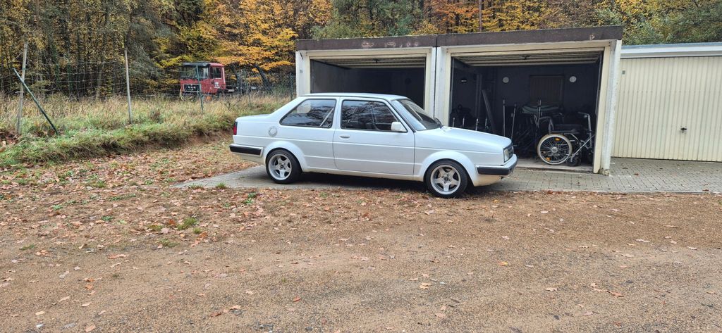 VW Jetta 124.000 km 11.500 &euro; Eppertshausen 64859