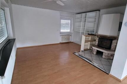Wohnung Nidderau - 3 Zimmer, 107 m&sup2;, 1.200&euro; | Angebot:26400682