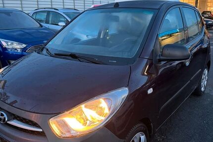 Hyundai i10 98.000 km 3.600 &euro; Frankfurt - Griesheim 65933