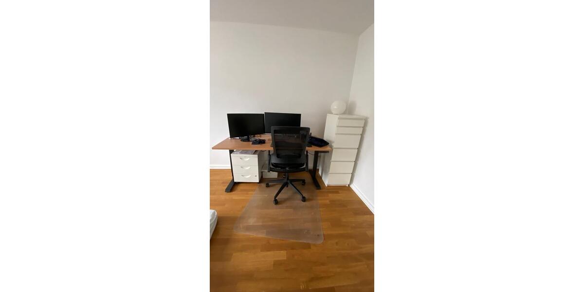 Etagenwohnung Frankfurt am Main Ginnheim - 3 Zimmer, 81 m&sup2;, 1.100&euro; | Angebot:26013344
