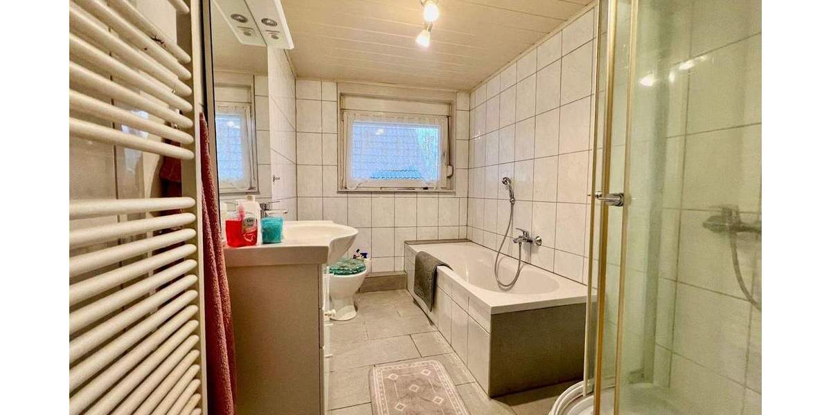 Einfamilienhaus Florstadt/Leidhecken Leidhecken - 5 Zimmer, 225 m&sup2;, 329.000&euro; | Angebot:25706159