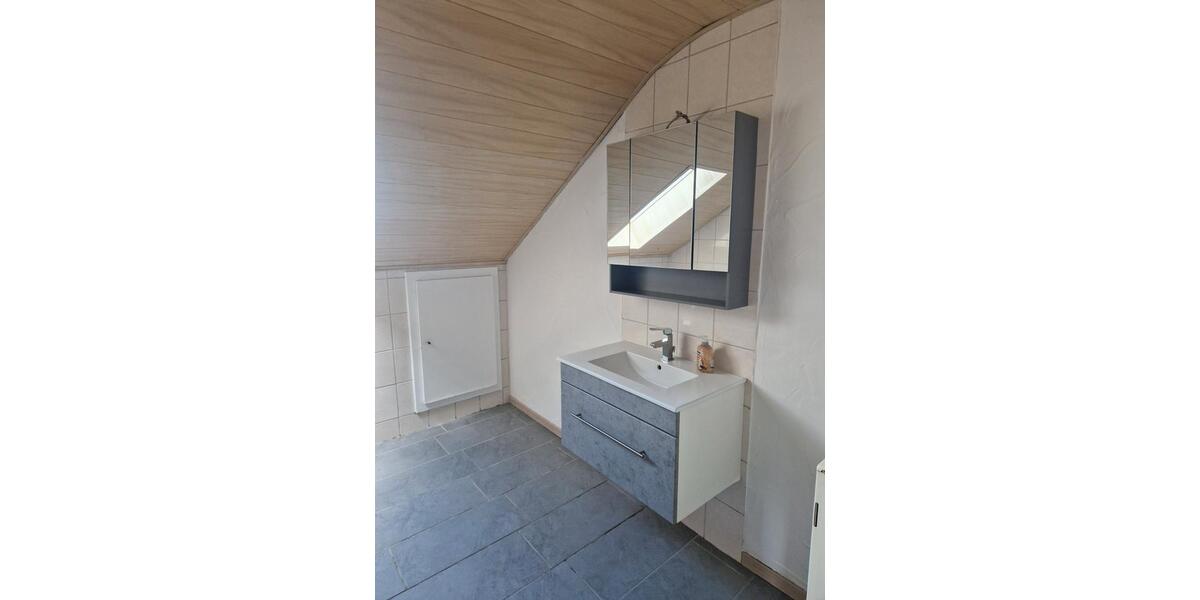 Etagenwohnung Büdingen - 4 Zimmer, 98 m&sup2;, 790&euro; | Angebot:26018260