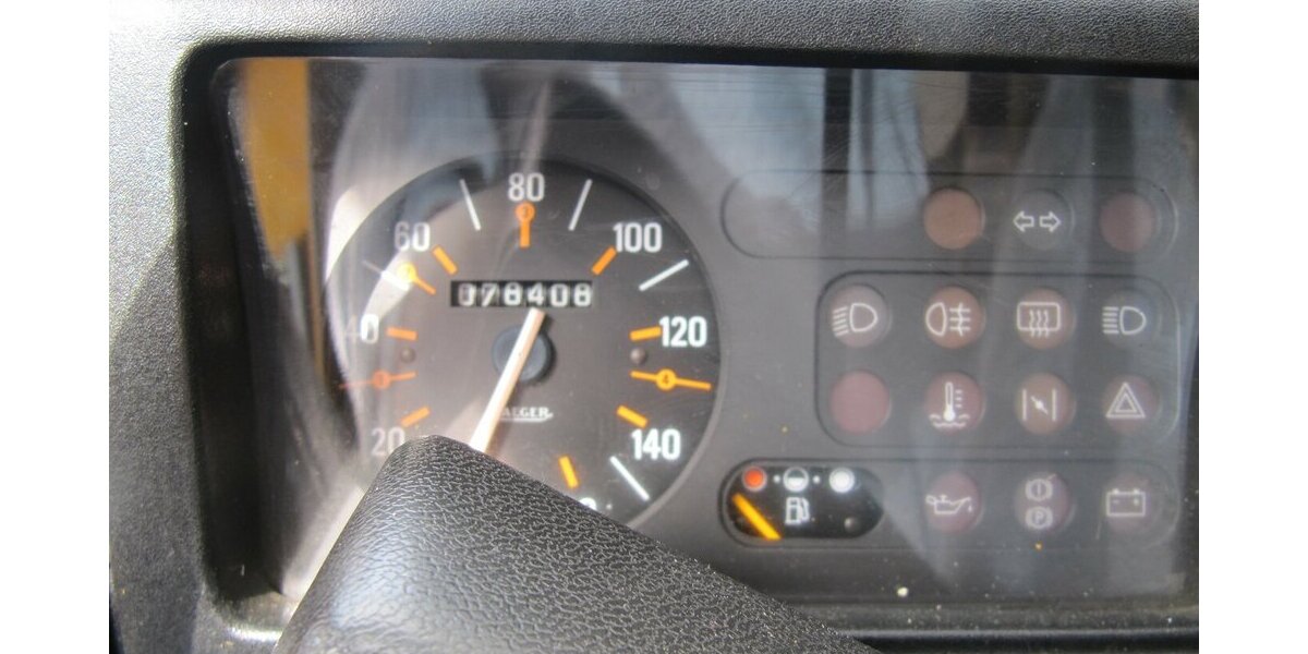 Renault R 4 4 Lim./ Kombi/ Kasten TL 79.000 km 6.945 &euro; Schwalbach/Taunus 65824