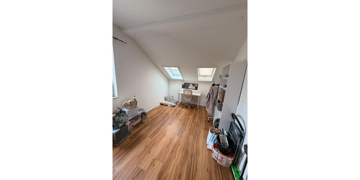 Dachgeschoßwohnung Offenbach am Main - 2 Zimmer, 65 m&sup2;, 1.100&euro; | Angebot:25941673