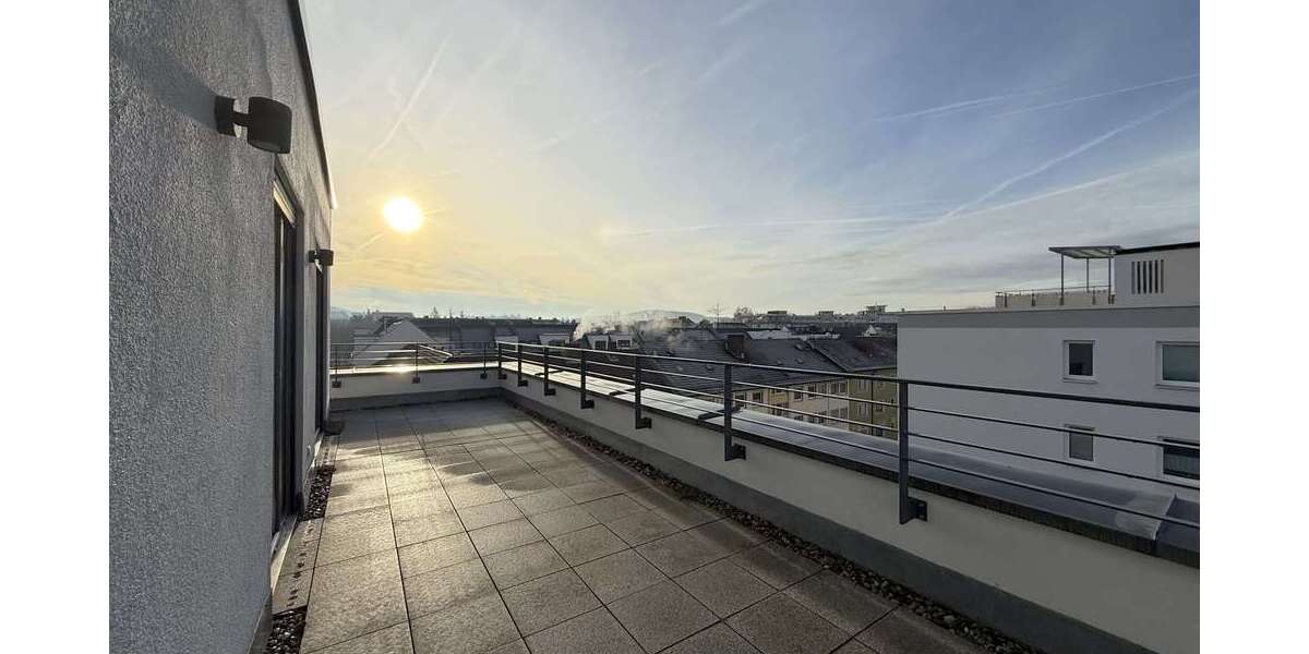 Etagenwohnung aschaffenburg Stadtmitte - 3 Zimmer, 163 m&sup2;, 2.250&euro; | Angebot:23791690