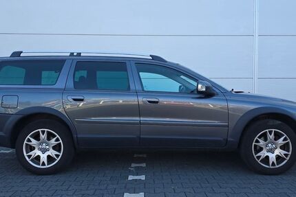 Volvo XC70 250.562 km 8.899 &euro; Frankfurt 60316