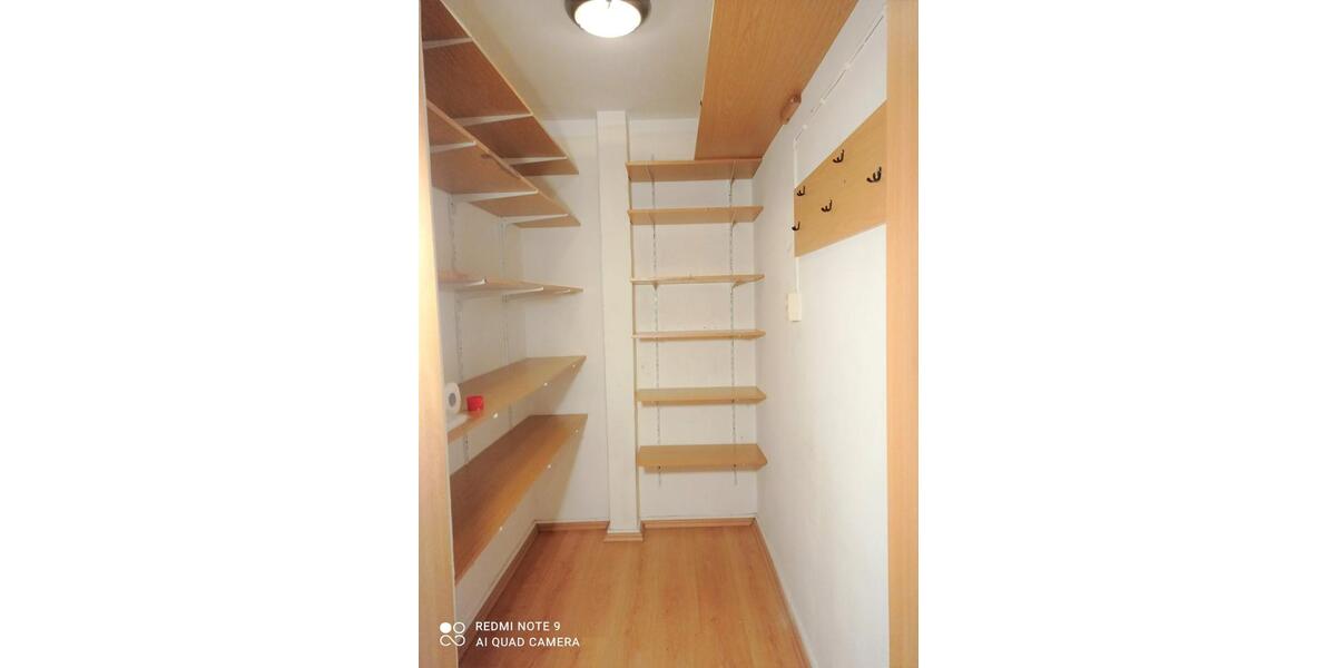 Erdgeschoßwohnung Frankfurt am Main Schwanheim - 3 Zimmer, 70 m&sup2;, 1.190&euro; | Angebot:25964081