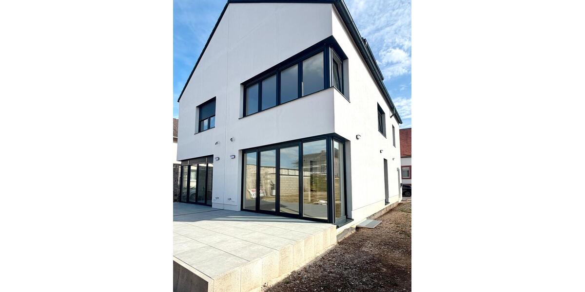 Doppelhaushälfte Reichelsheim (Wetterau) - 5.5 Zimmer, 180 m&sup2;, 2.270&euro; | Angebot:27618243