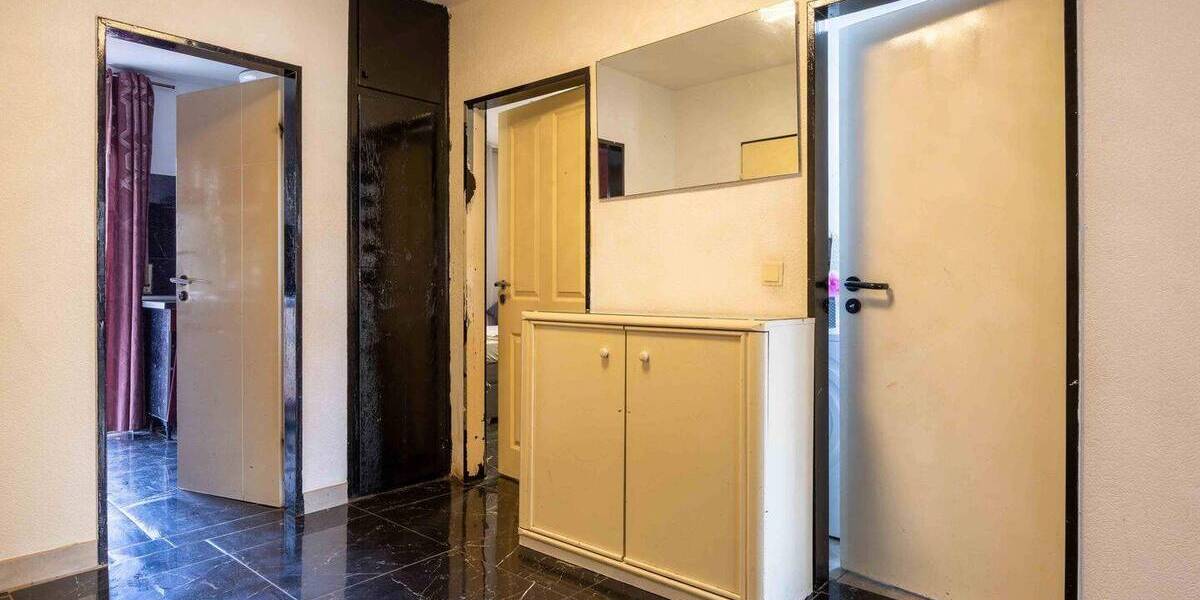 Etagenwohnung Hanau Lamboy - 3 Zimmer, 77 m&sup2;, 249.000&euro; | Angebot:26029093