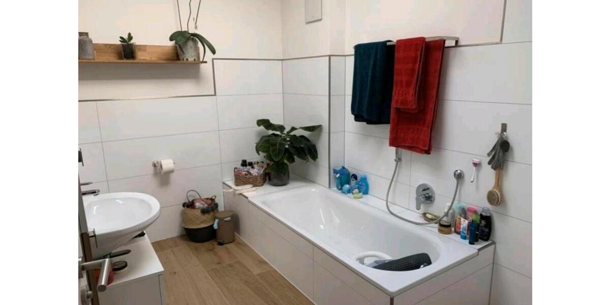 Dachgeschoßwohnung Aschaffenburg Damm - 2 Zimmer, 77 m&sup2;, 429.000&euro; | Angebot:26909420