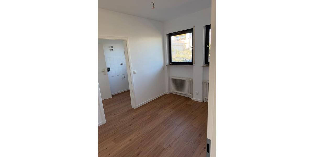 Bungalow Langen (Hessen) - 5 Zimmer, 120 m&sup2;, 2.200&euro; | Angebot:27620697