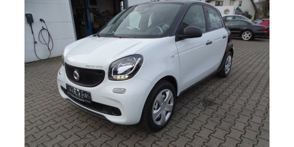 Smart ForFour electric drive EQ Klima, Tempomat, Sitzhei 80.600 km 6.890 &euro; Rodgau 63110