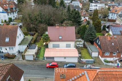 Haus Friedrichsdorf - 9 Zimmer, 214 m&sup2;, 699.000&euro; | Angebot:25772895