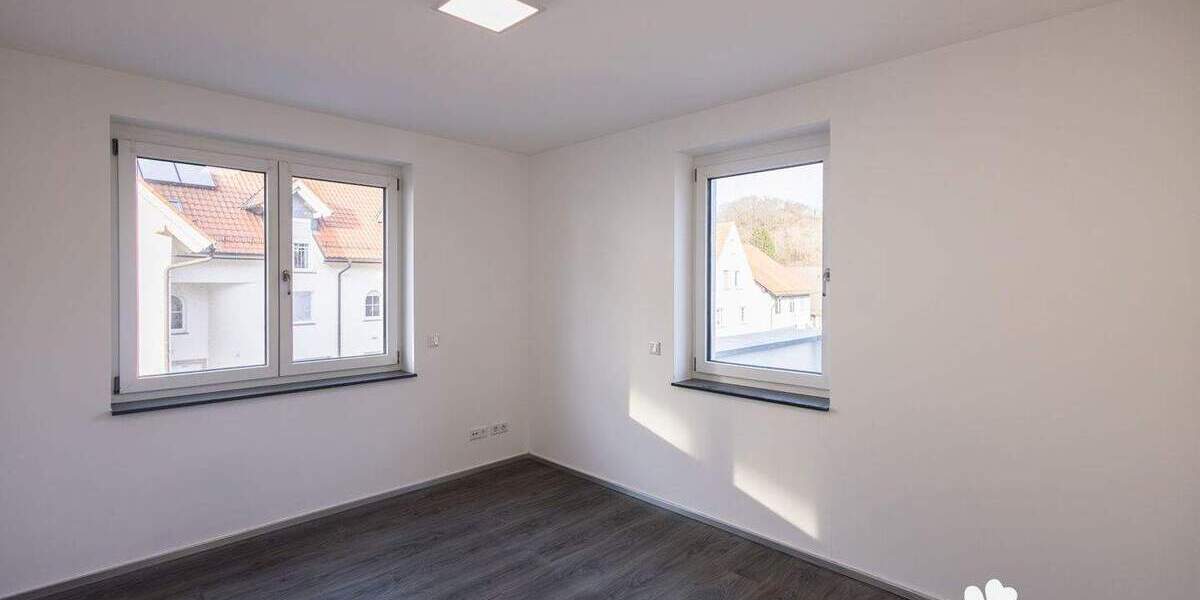 Mehrfamilienhaus, Wohnhaus Haibach Grünmorsbach - 8 Zimmer, 218 m&sup2;, 595.000&euro; | Angebot:25693779