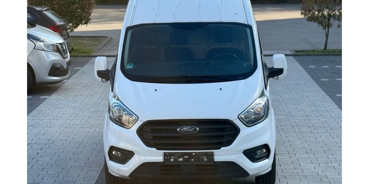 Ford Transit Custom 149.000 km 9.900 &euro; Offenbach am Main 63069