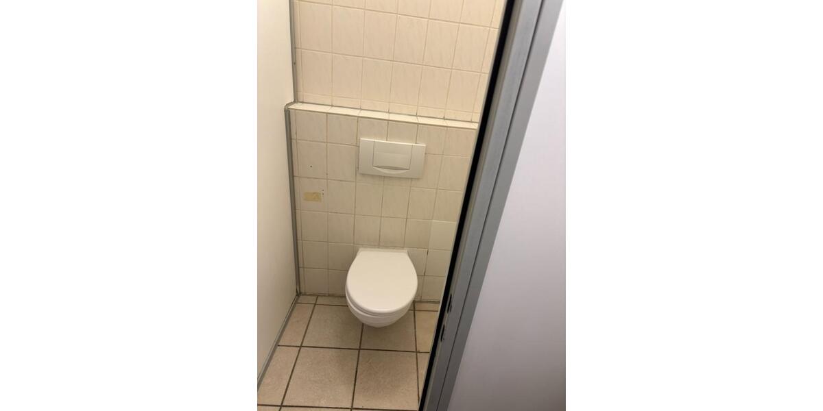 Etagenwohnung Frankfurt am Main Unterliederbach - 1 Zimmer, 20 m&sup2;, 700&euro; | Angebot:24728018