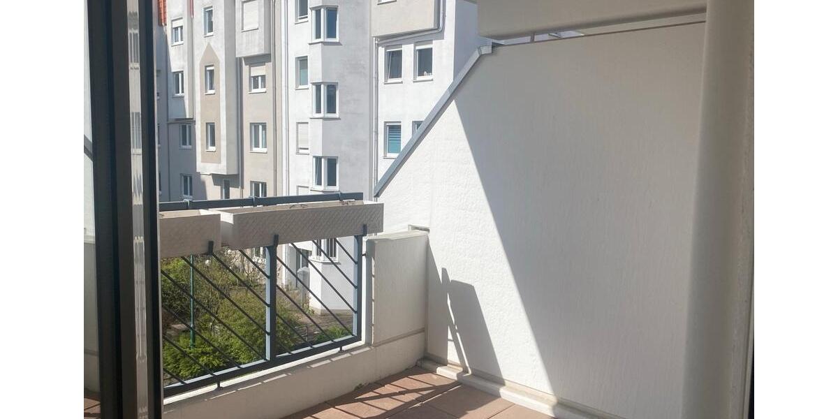 Etagenwohnung Schwalbach am Taunus - 1 Zimmer, 66 m&sup2;, 990&euro; | Angebot:25900858