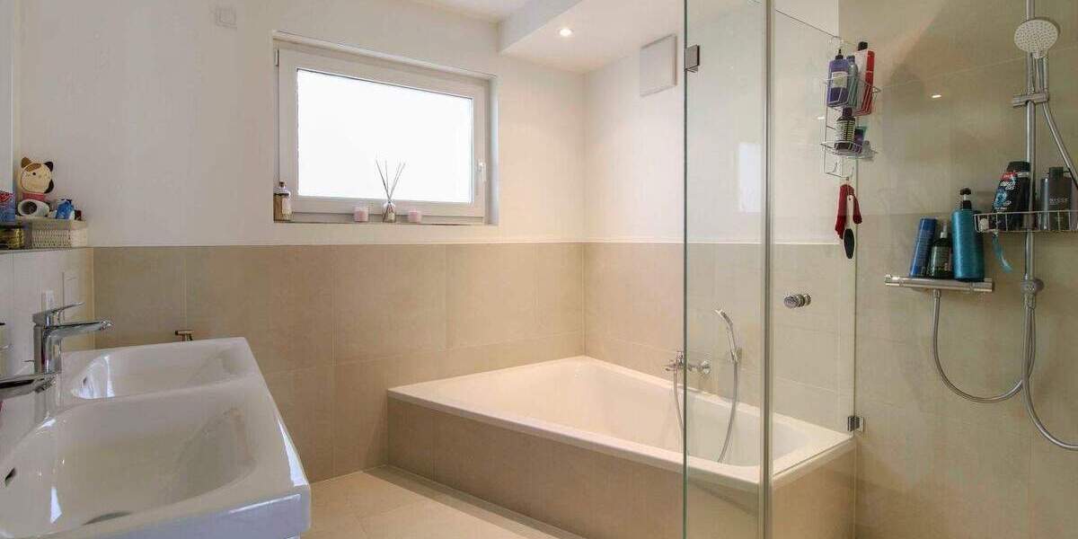 Etagenwohnung Goldbach - 4 Zimmer, 112 m&sup2;, 465.000&euro; | Angebot:25679497