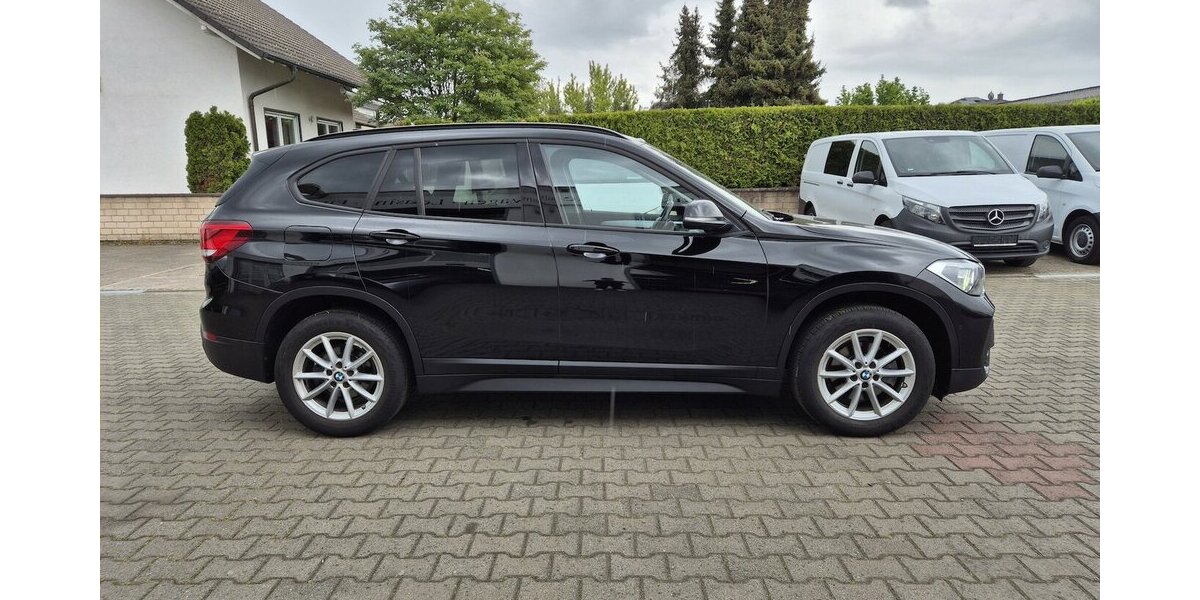 BMW X1 sDrive 18 i Advantage Automatic,Navi 68.650 km 21.690 &euro; Rodgau 63110