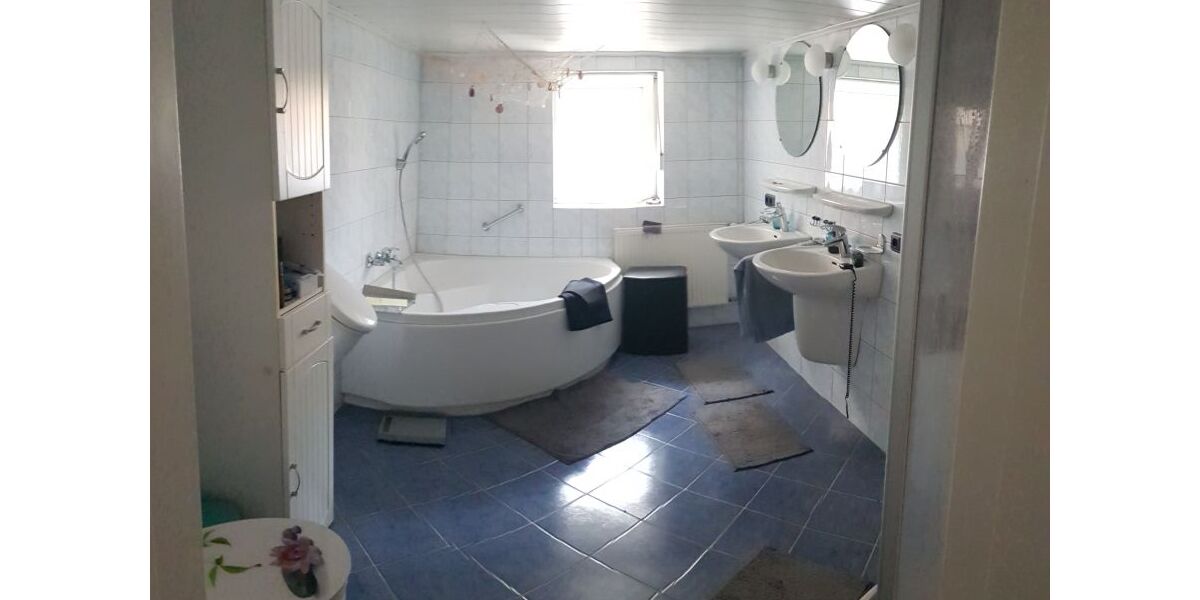 Provisionsfrei* Charmante Hofreite mit Scheune und Garage in Ranstadt - OT - Einfamilienhaus Ranstadt | Angebot:23263020