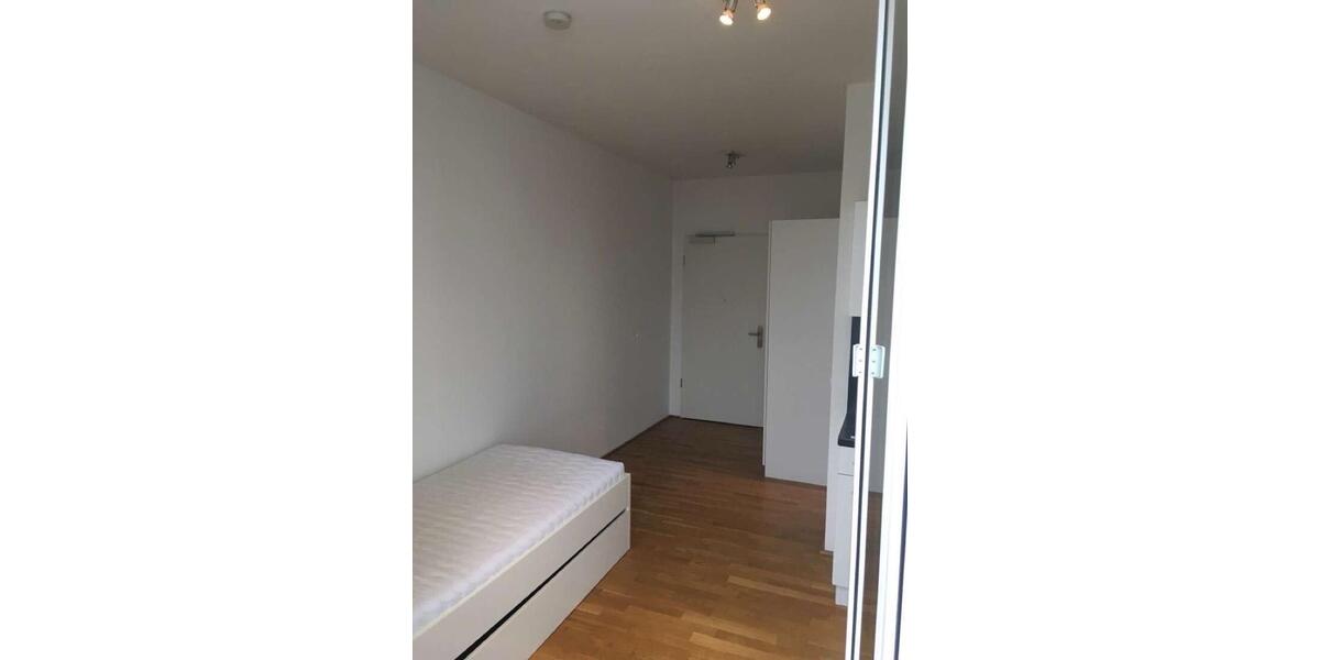 Etagenwohnung Frankfurt am Main Ostend - 1 Zimmer, 22 m&sup2;, 620&euro; | Angebot:25945220