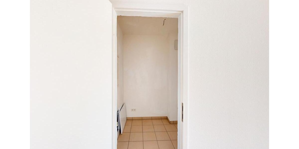 Etagenwohnung Frankfurt am Main Niederrad - 4 Zimmer, 119 m&sup2;, 2.040&euro; | Angebot:25989602
