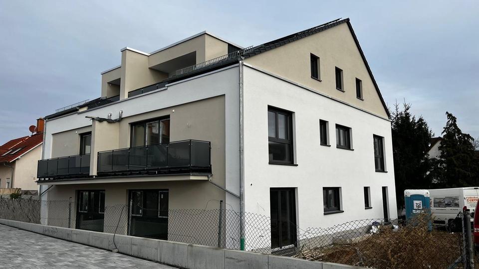 Etagenwohnung Seligenstadt - 4 Zimmer, 132 m&sup2;, 1.900&euro; | Angebot:24522620