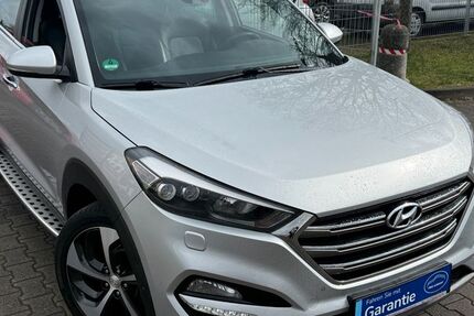Hyundai TUCSON 113.241 km 17.450 &euro; Offenbach 63071