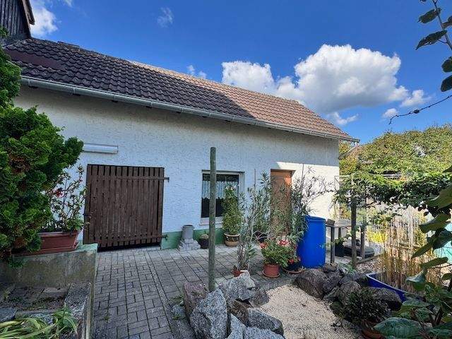 Mehrfamilienhaus, Wohnhaus Schaafheim - 9 Zimmer, 196 m&sup2;, 574.000&euro; | Angebot:25698123