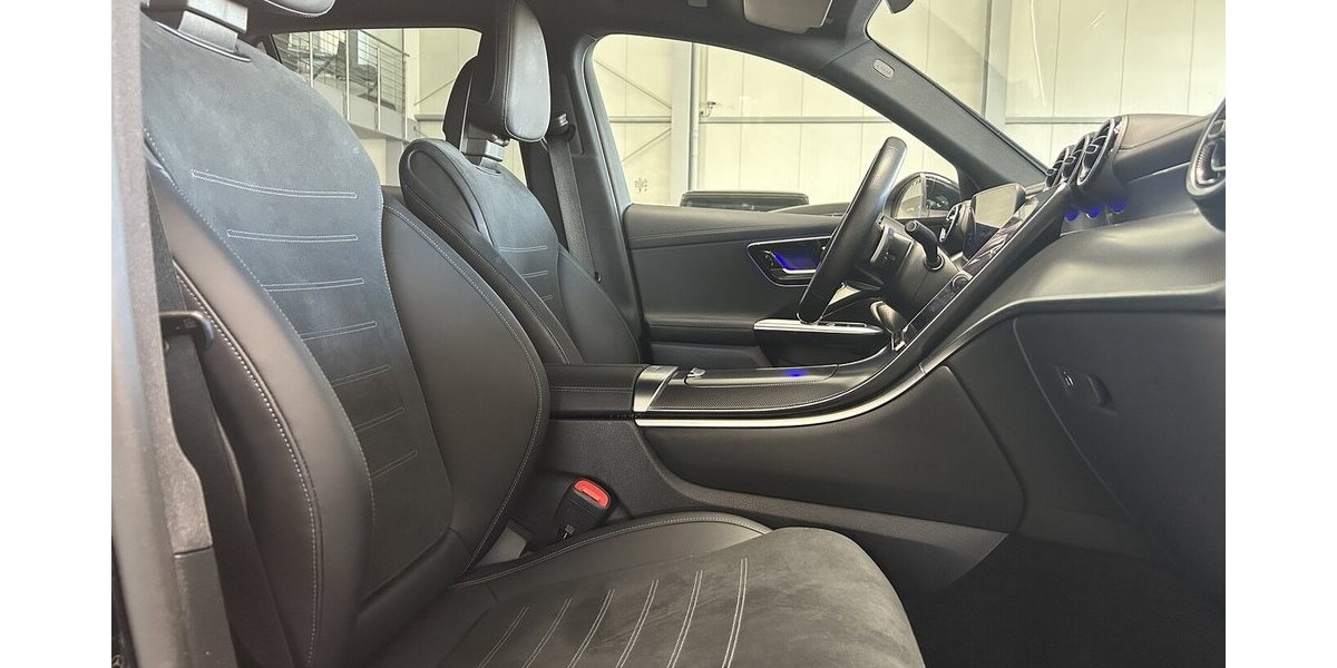 Mercedes-Benz GLC 300 e 4M AMG PREMIUM DISTRONIC-AHK-BURMESTER 29.535 km 58.439 &euro; Groß-Umstadt 64823