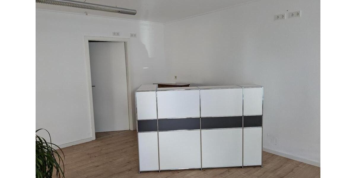 Gewerbeobjekt Obertshausen - 1.200&euro; | Angebot:24634268