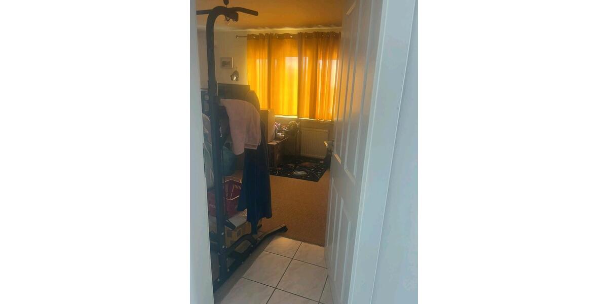 Etagenwohnung Bruchköbel - 3 Zimmer, 75 m&sup2;, 1.250&euro; | Angebot:27537884
