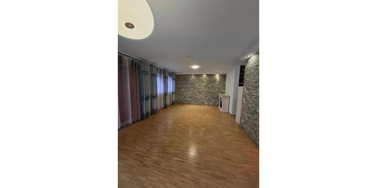 Erdgeschoßwohnung Frankfurt am Main Gallus - 4 Zimmer, 110 m&sup2;, 2.100&euro; | Angebot:23845641