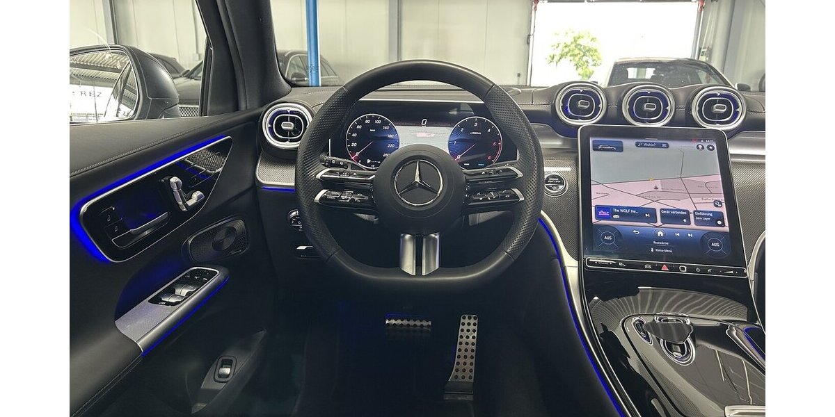 Mercedes-Benz GLC 300 d 4M AMG PREMIUM+ MAGNO- AIRMATIC- PANO! 14.270 km 62.779 &euro; Groß-Umstadt 64823