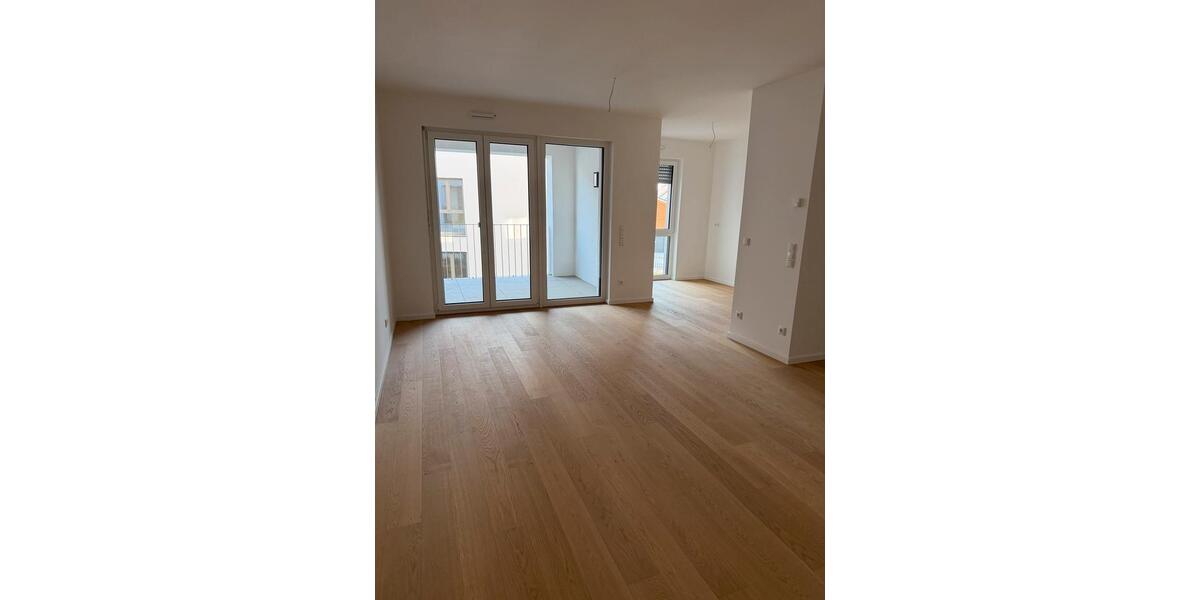 Etagenwohnung Frankfurt am Main Ostend - 2 Zimmer, 62 m&sup2;, 1.150&euro; | Angebot:25722897