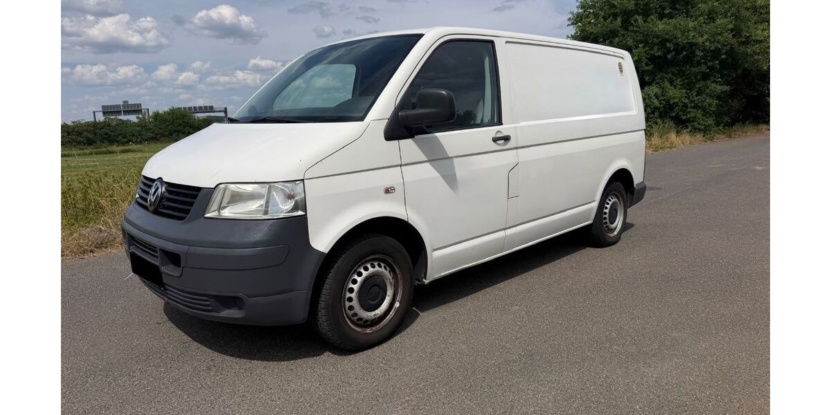 VW T5 Transporter 144.000 km 6.500 &euro; Rodenbach 63517