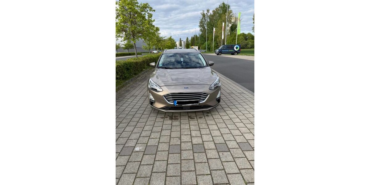 Ford Focus 108.000 km 10.500 &euro; Bad Homburg 61350