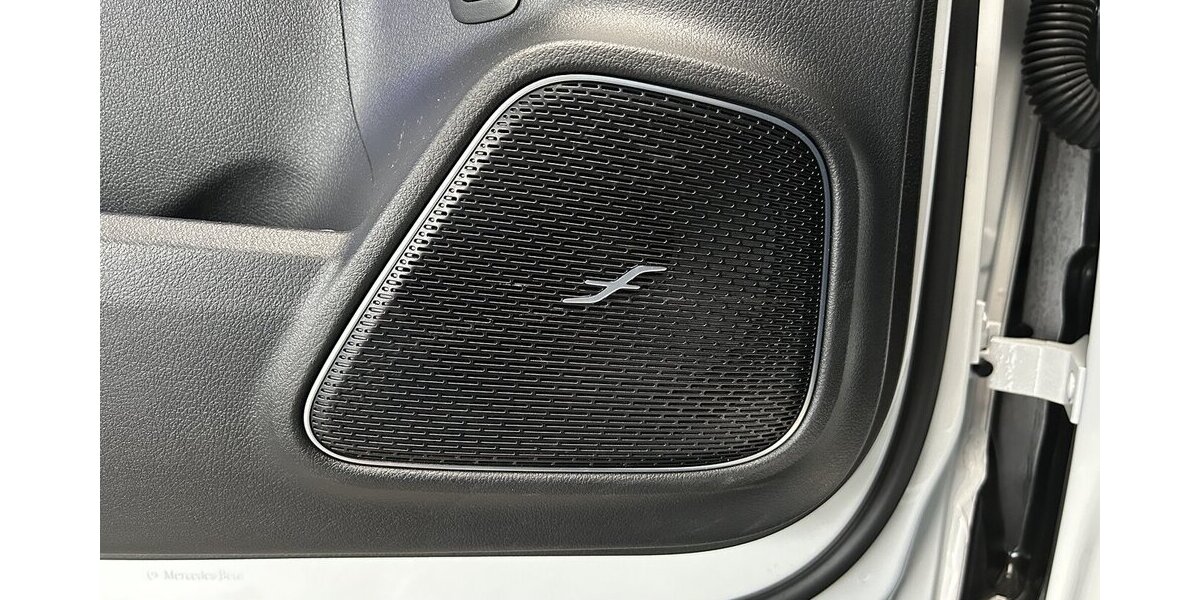 Mercedes-Benz GLB 250 4M AMG PREMIUM DISTRONIC- BURMESTER-360° 14.836 km 50.489 &euro; Groß-Umstadt 64823