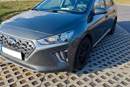 Hyundai IONIQ 14.398 km 17.999 &euro; Wöllstadt 61206