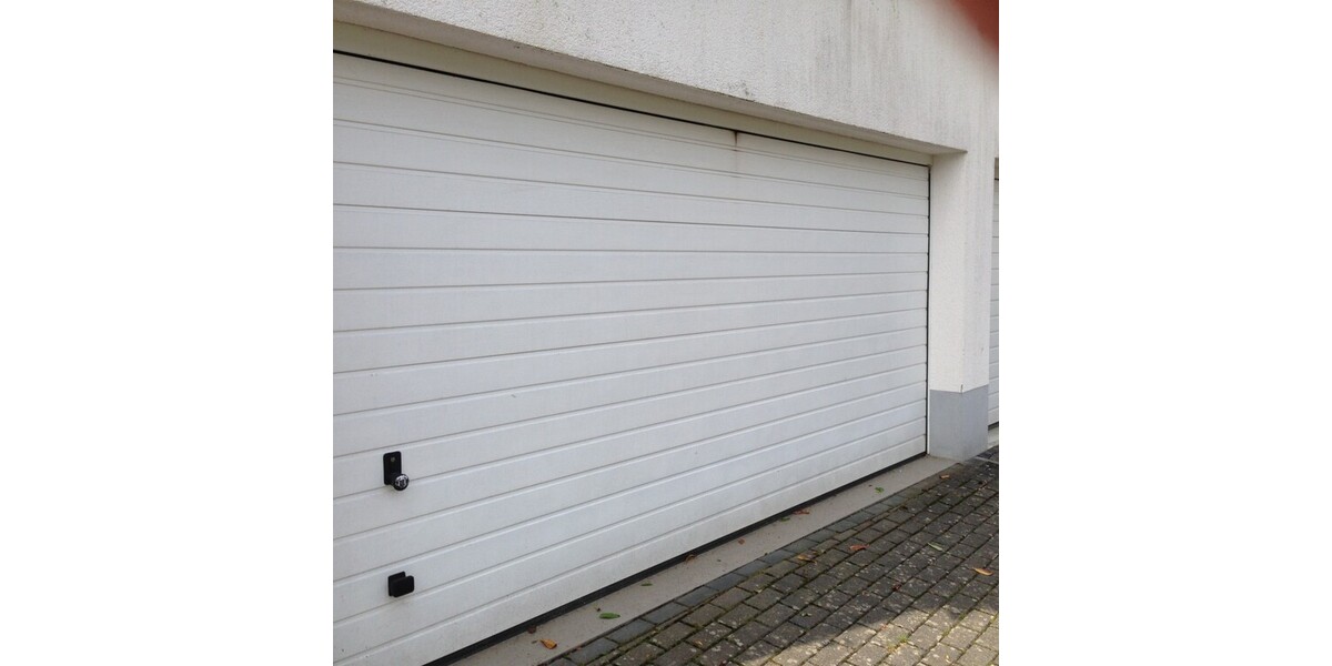 *Wohnkomfort auf allen Ebenen - ruhige Lage - moderne Ausstattung* - Doppelhaushälfte Bad Soden | Angebot:19757407