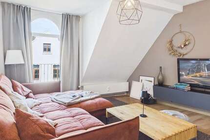 Wohnung Aschaffenburg Österreicher Kolonie - 4 Zimmer, 140 m&sup2;, 1.820&euro; | Angebot:25545291