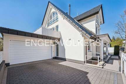 Haus Oberursel (Taunus) - 6 Zimmer, 264 m&sup2;, 1.290.000&euro; | Angebot:27651376