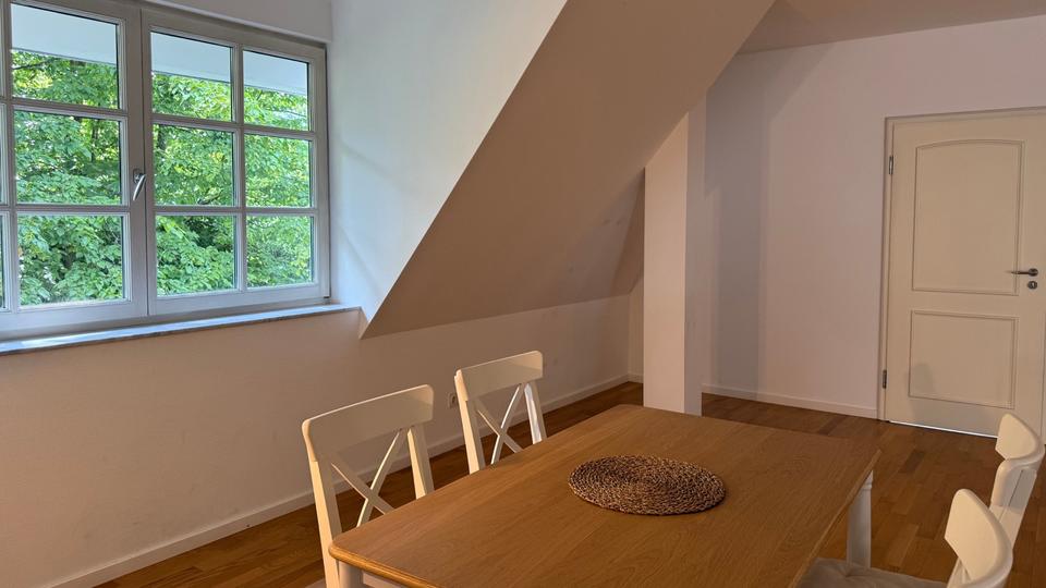 Einfamilienhaus Bad Homburg vor der Höhe Gonzenheim - 3 Zimmer, 130 m&sup2;, 2.500&euro; | Angebot:25947869