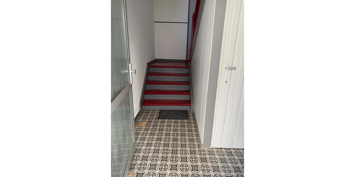 Mehrfamilienhaus, Wohnhaus Frankfurt am Main Bergen-Enkheim - 10 Zimmer, 210 m&sup2;, 740.000&euro; | Angebot:26201115